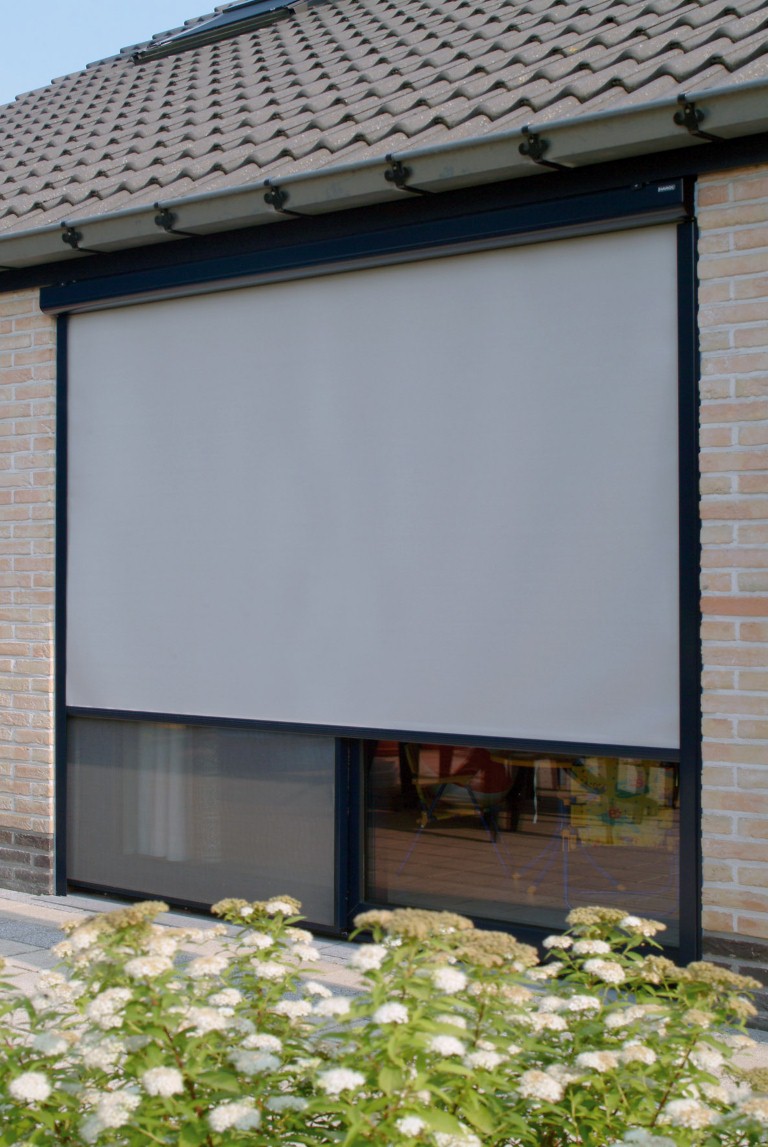 Harol
SC 600 met brde geleiders
De Saeger
Noordstraat 32
B-
9620 Zottegem 09 361 02 88
Augustus 2004