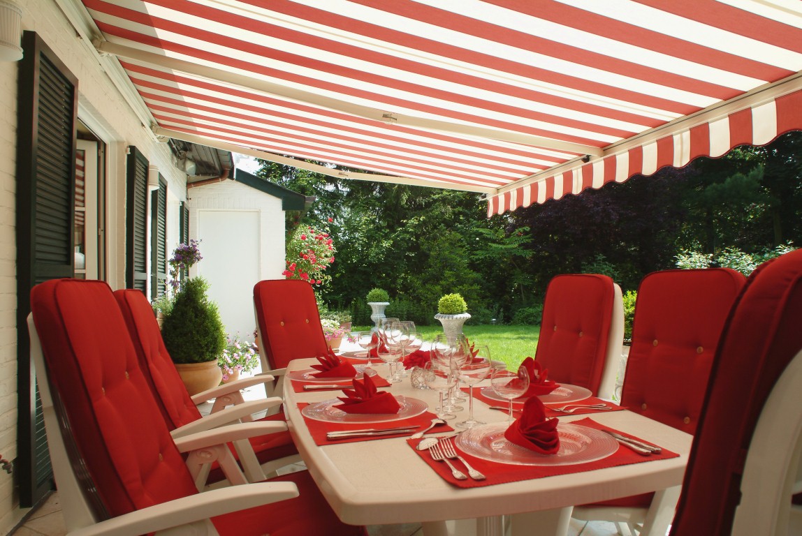 BX 260 HAROL
Fam. Van Tilborg
Europalaan 15
B-1560 Hoeilaart
juni 2004